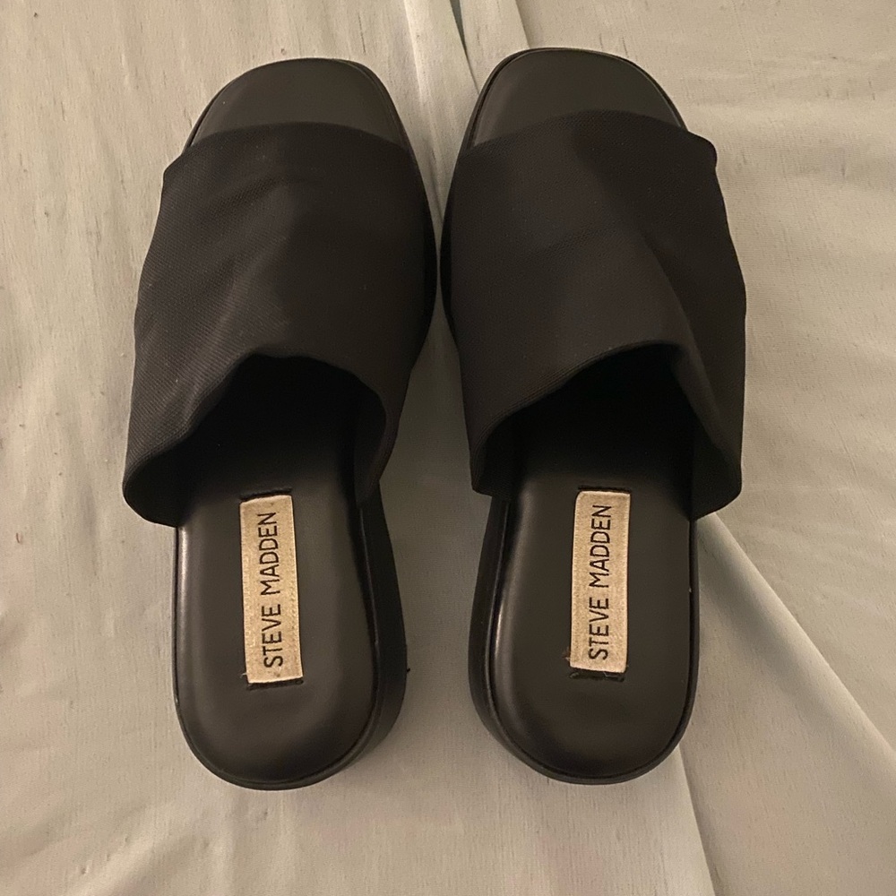 Steve Madden Women’s Slinky